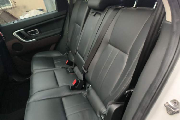 Used Land Rover Discovery Sport 2019 240 PS HSE Version China V Standard Left Rear Seat