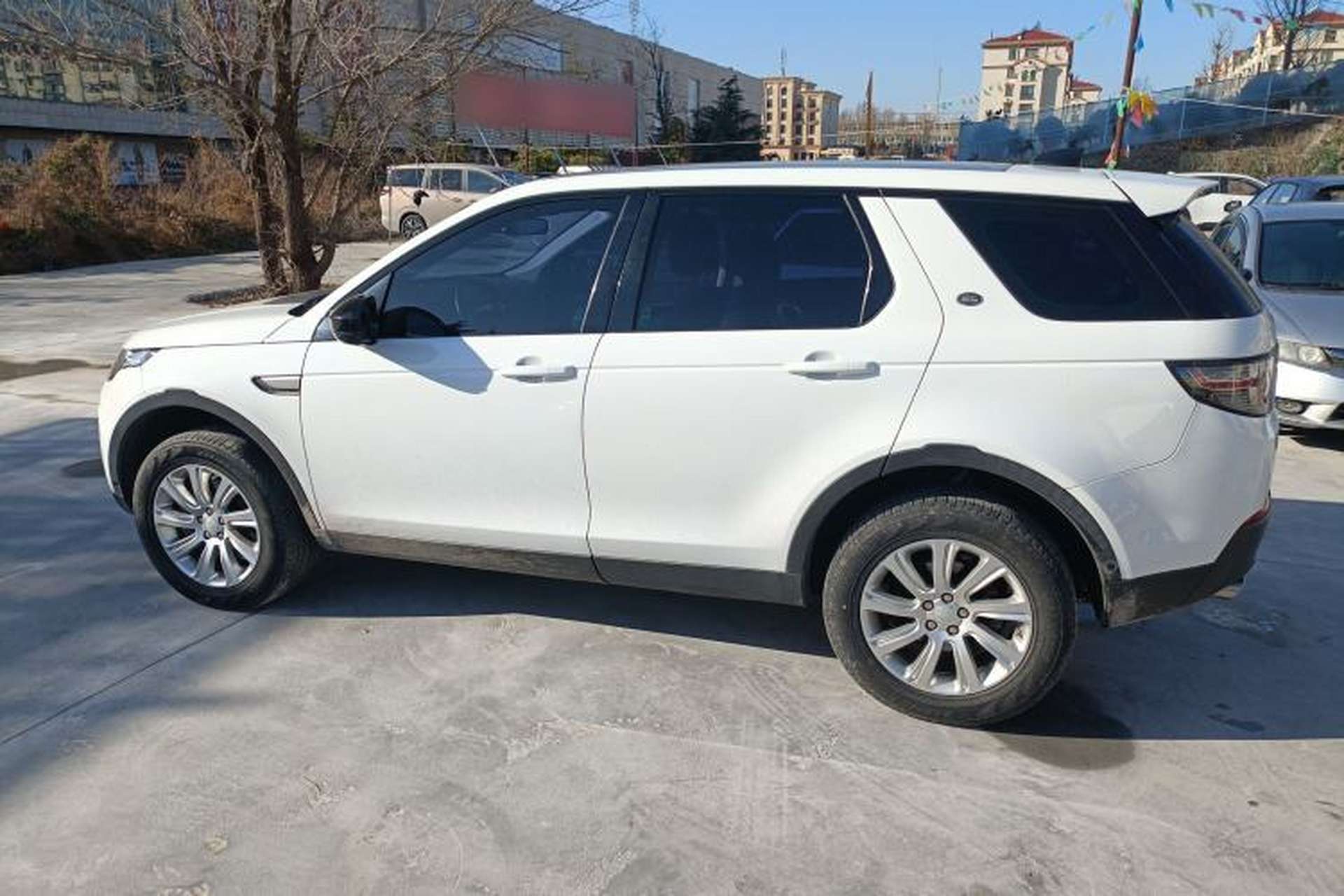 Used Land Rover Discovery Sport 2019 240 PS PURE Edition China VI Standard Left Side