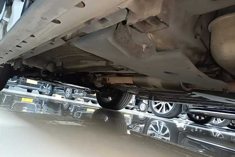 Used Land Rover Discovery Sport 2019 240 PS SE Version China VI Standard Left Side Sill