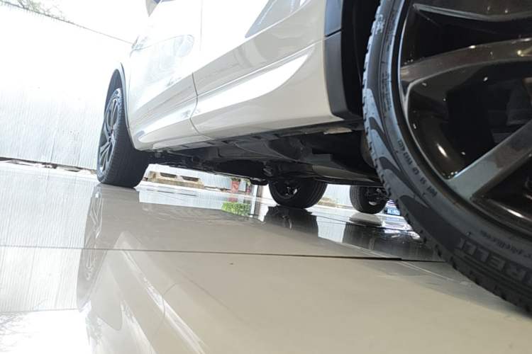 Used Land Rover Discovery Sport 2019 240 PS SE Dynamic Version China VI Standard Left Side Sill
