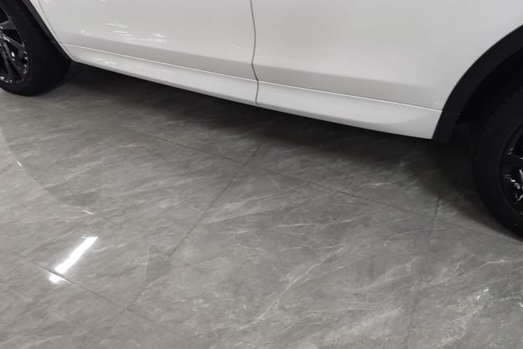 Used Land Rover Discovery Sport 2019 240 PS SE Dynamic Version China VI Standard Left Side Sill