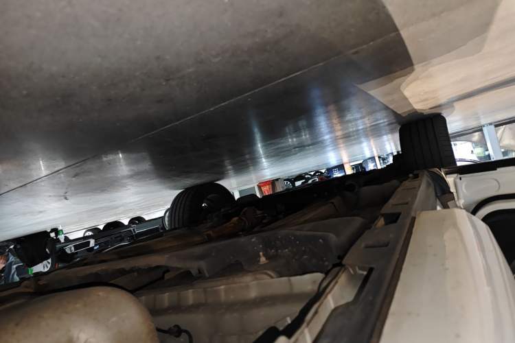 Used Land Rover Discovery Sport 2019 240 PS SE Dynamic Version China VI Standard Left Side Sill