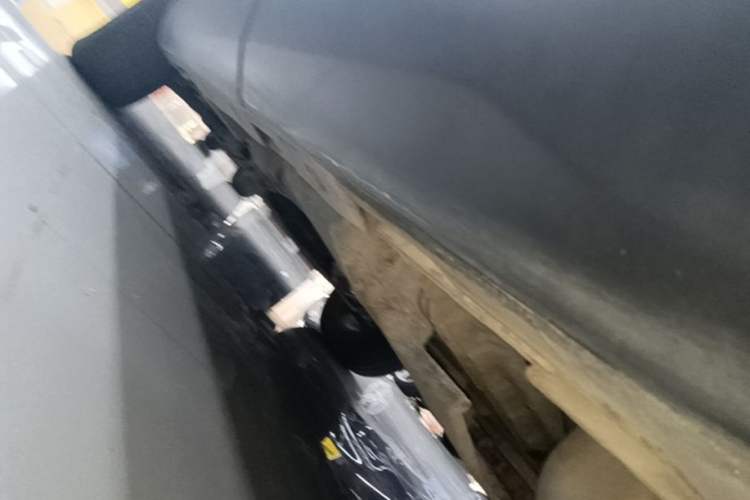 Used Land Rover Discovery Sport 2019 240 PS SE Version China VI Standard Left Side Sill
