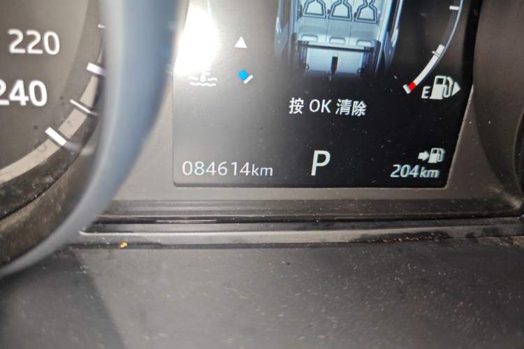 Used Land Rover Discovery Sport 2019 240 PS SE Version China V Standard Odometer Close Up