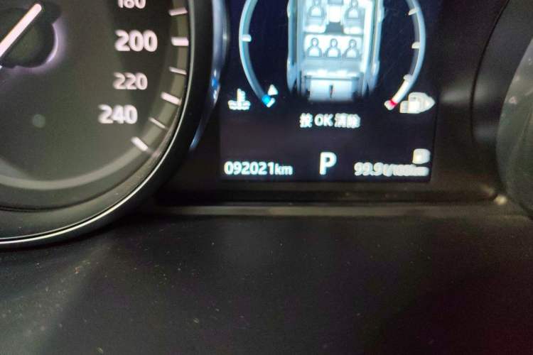 Used Land Rover Discovery Sport 2019 240 PS SE Version China VI Standard Odometer Close Up