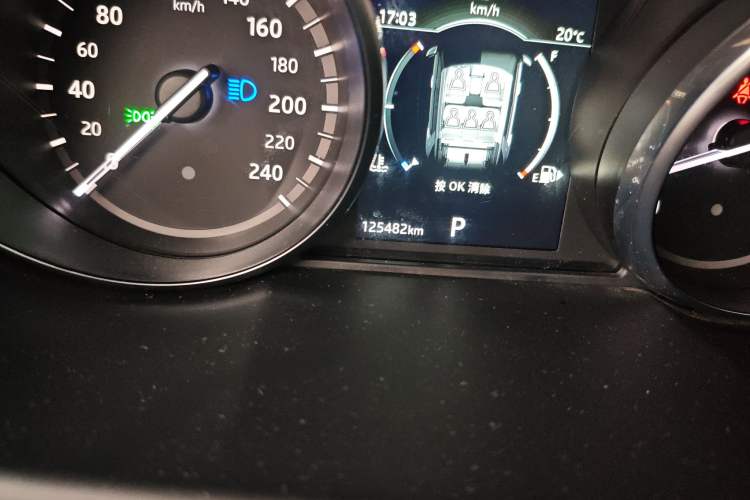 Used Land Rover Discovery Sport 2019 240 PS SE Version China V Standard Odometer Close Up