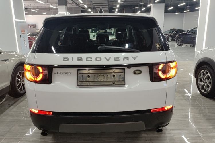 Used Land Rover Discovery Sport 2019 240 PS SE Version China VI Standard Rear
