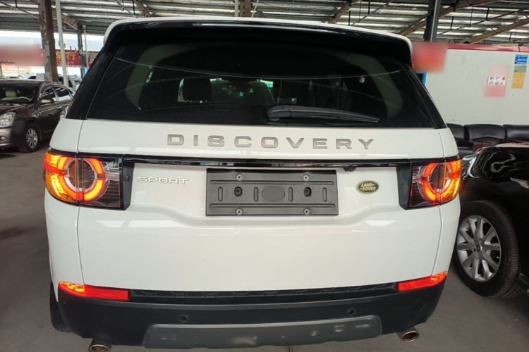 Used Land Rover Discovery Sport 2019 240 PS SE Version China VI Standard Rear