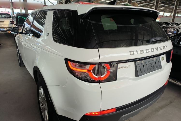 Used Land Rover Discovery Sport 2019 240 PS SE Version China VI Standard Rear Left 45 Deg