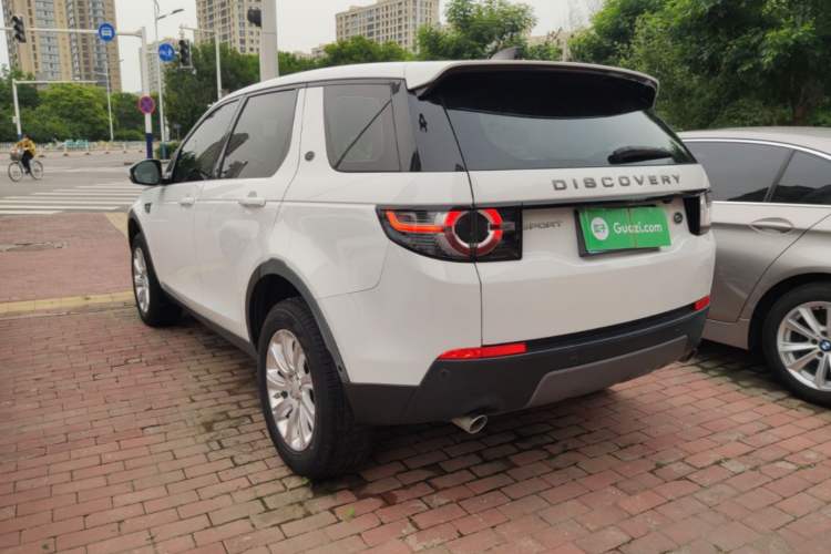 Used Land Rover Discovery Sport 2019 240 PS SE Version China VI Standard Rear Left 45 Deg