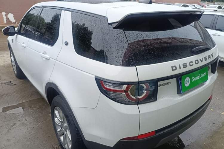 Used Land Rover Discovery Sport 2019 240 PS SE Version China VI Standard Rear Left 45 Deg