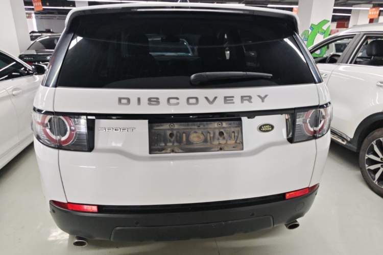 Used Land Rover Discovery Sport 2019 240 PS PURE Edition China VI Standard Rear