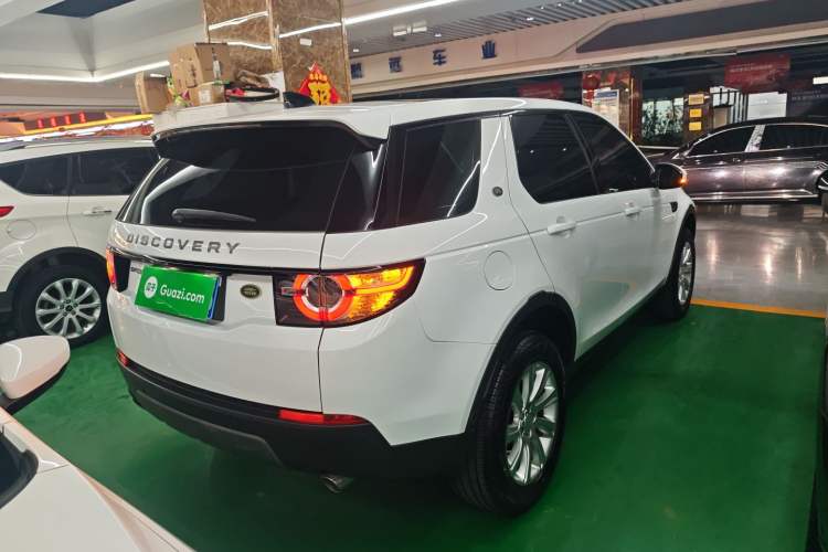 Used Land Rover Discovery Sport 2019 240 PS SE Version China VI Standard Rear Right 45 Deg