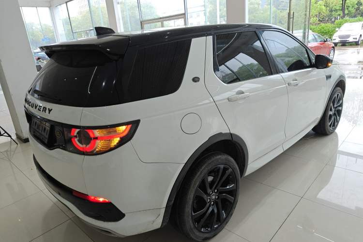 Used Land Rover Discovery Sport 2019 240 PS SE Dynamic Version China VI Standard Rear Right 45 Deg