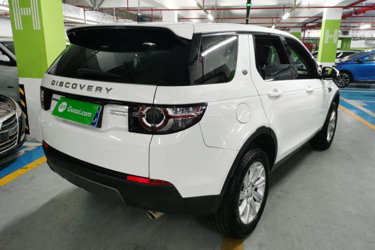 Used Land Rover Discovery Sport 2019 240 PS SE Version China VI Standard Rear Right 45 Deg