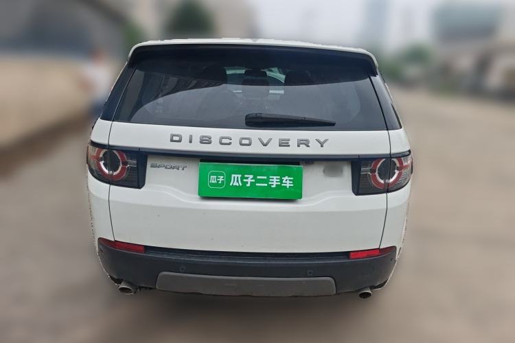 Used Land Rover Discovery Sport 2019 240 PS SE Version China VI Standard Rear