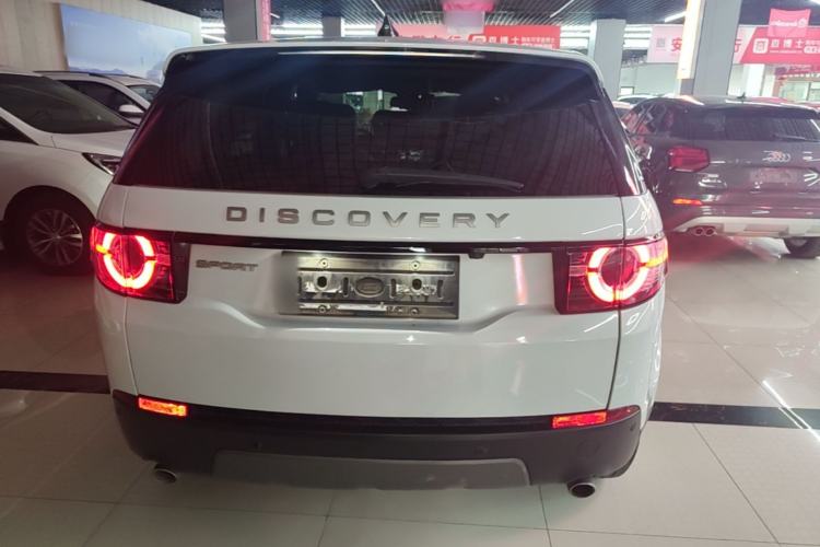 Used Land Rover Discovery Sport 2019 240 PS SE Version China VI Standard Rear