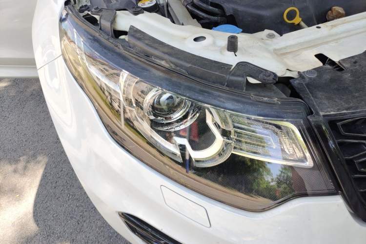 Used Land Rover Discovery Sport 2019 240 PS SE Dynamic Version China V Standard Right Front Headlight