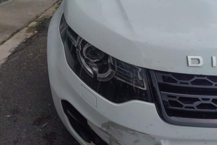 Used Land Rover Discovery Sport 2019 240 PS PURE Edition China VI Standard Right Front Headlight