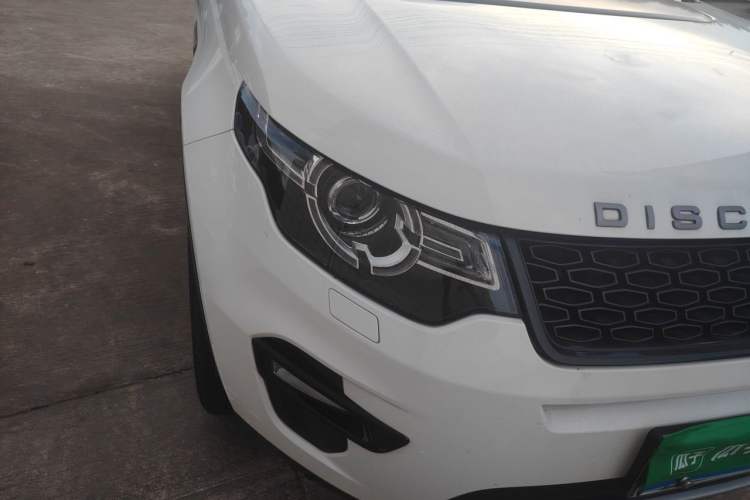 Used Land Rover Discovery Sport 2019 240 PS HSE Version China V Standard Right Front Headlight