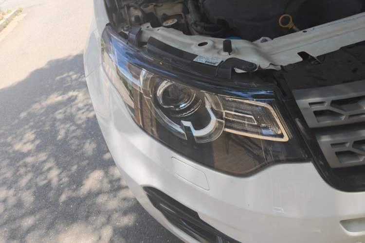 Used Land Rover Discovery Sport 2019 200PS PURE Edition China V Standard Right Front Headlight