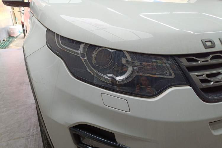 Used Land Rover Discovery Sport 2019 240 PS SE Version China V Standard Right Front Headlight