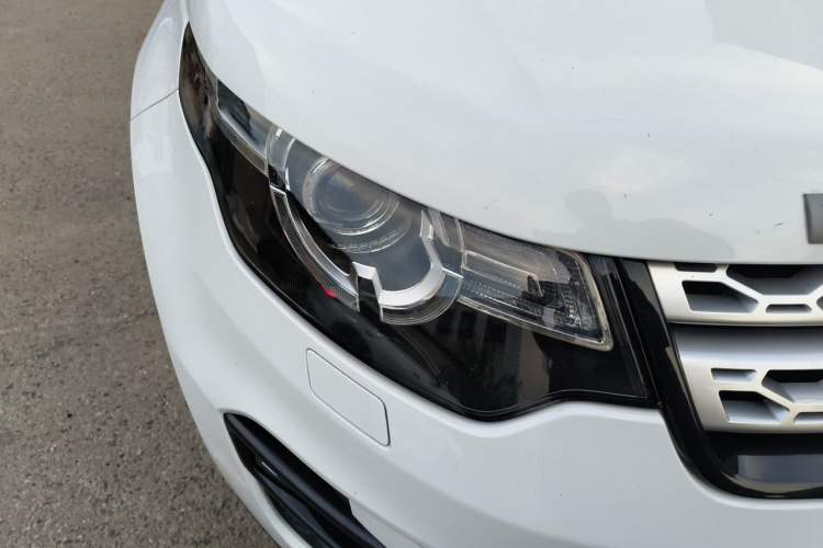Used Land Rover Discovery Sport 2019 240 PS HSE Version China V Standard Right Front Headlight