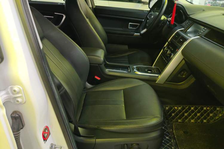 Used Land Rover Discovery Sport 2019 240 PS SE Version China V Standard Right Front Seat