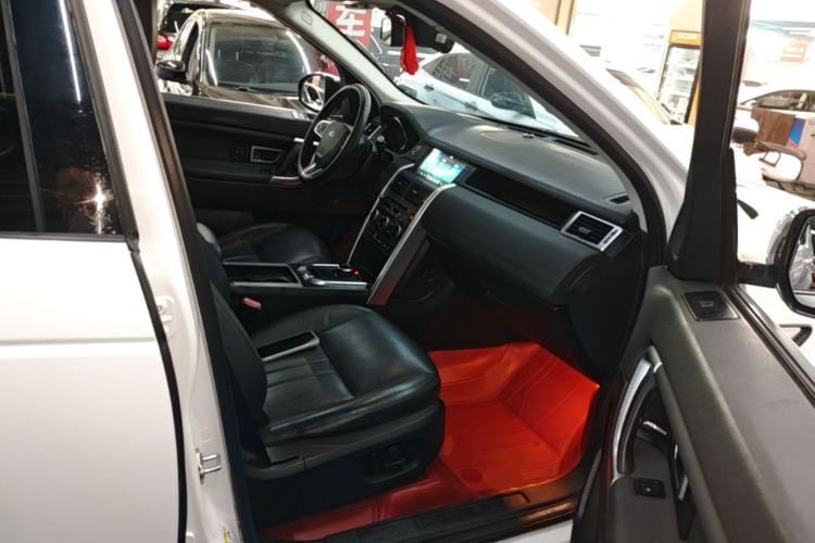 Used Land Rover Discovery Sport 2019 240 PS HSE Version China VI Standard Right Front Seat