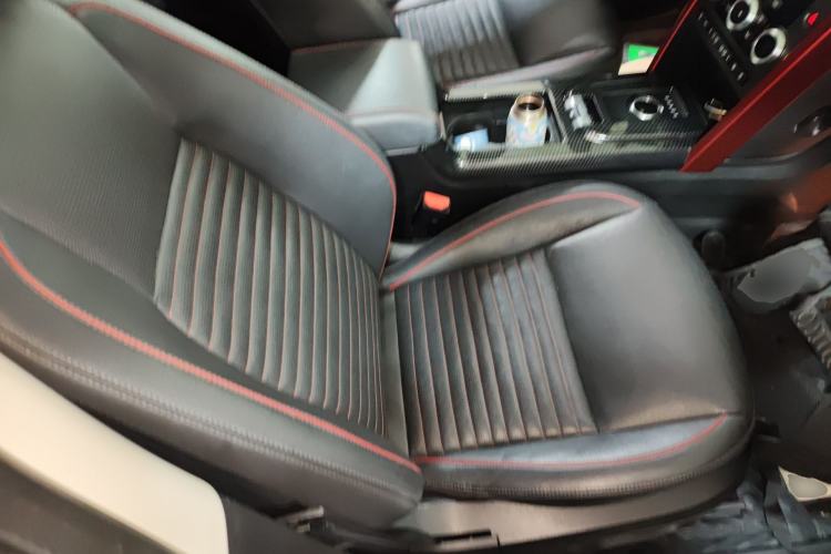 Used Land Rover Discovery Sport 2019 240 PS SE Dynamic Version China V Standard Right Front Seat