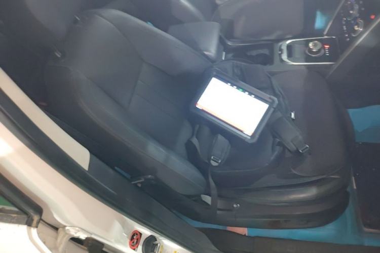Used Land Rover Discovery Sport 2019 240 PS SE Version China VI Standard Right Front Seat