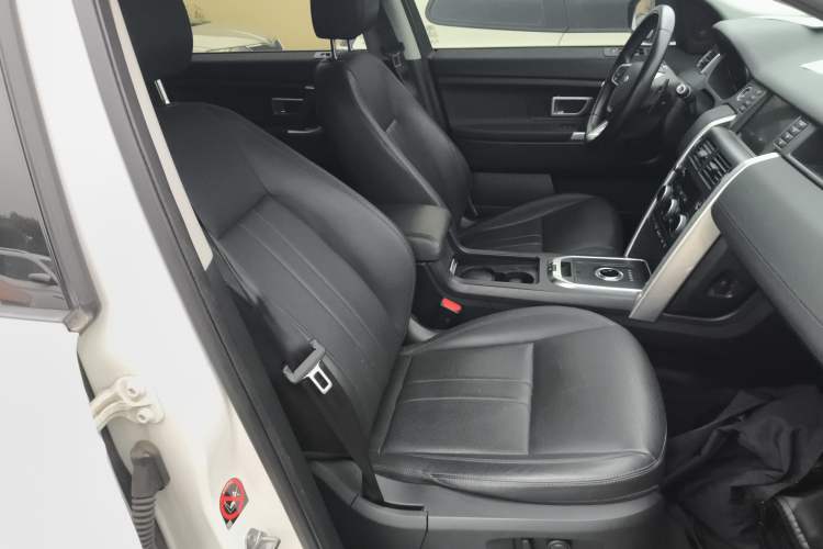 Used Land Rover Discovery Sport 2019 240 PS SE Version China V Standard Right Front Seat