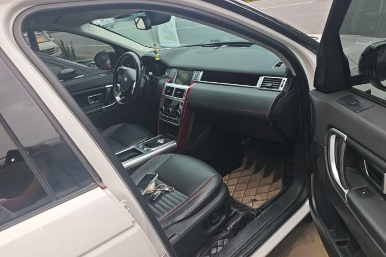Used Land Rover Discovery Sport 2019 240 PS SE Dynamic Version China V Standard Right Front Seat