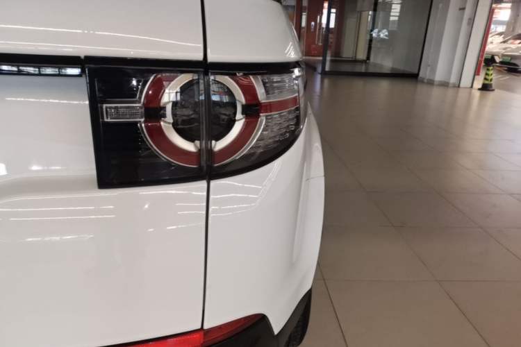 Used Land Rover Discovery Sport 2019 240 PS PURE Edition China VI Standard Right Rear Taillight