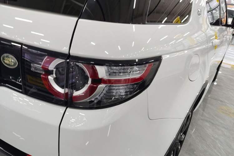 Used Land Rover Discovery Sport 2019 240 PS SE Dynamic Version China VI Standard Right Rear Taillight