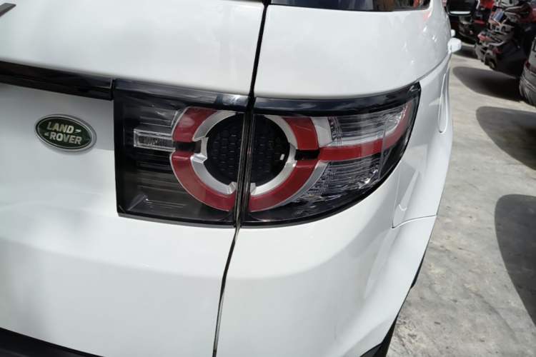 Used Land Rover Discovery Sport 2019 240 PS HSE Version China V Standard Right Rear Taillight
