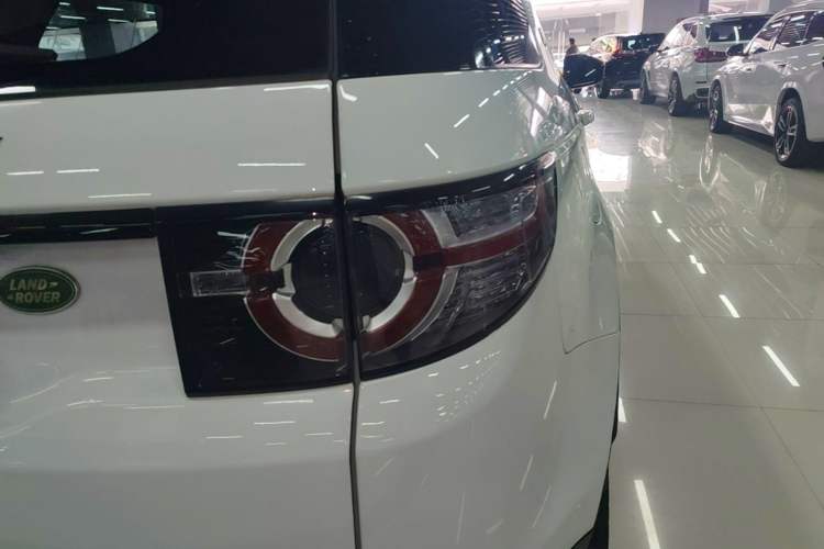 Used Land Rover Discovery Sport 2019 240 PS PURE Edition China V Standard Right Rear Taillight