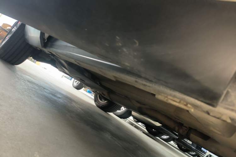 Used Land Rover Discovery Sport 2019 240 PS SE Version China VI Standard Right Side Sill