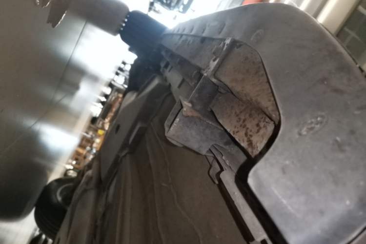 Used Land Rover Discovery Sport 2019 240 PS PURE Edition China VI Standard Right Side Sill