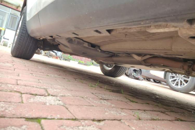 Used Land Rover Discovery Sport 2019 240 PS SE Version China VI Standard Right Side Sill