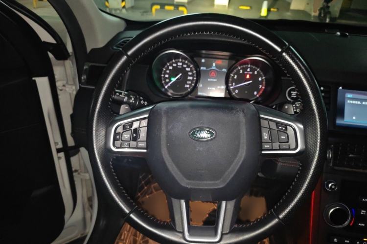 Used Land Rover Discovery Sport 2019 240 PS SE Version China V Standard Steering Wheel