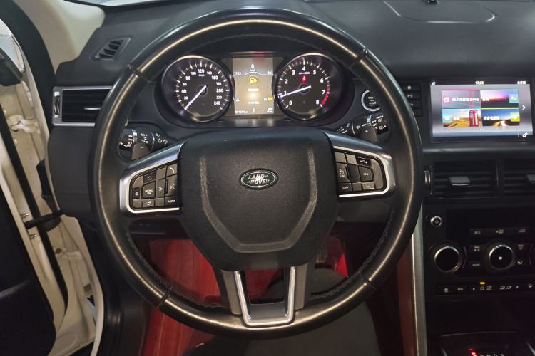 Used Land Rover Discovery Sport 2019 240 PS SE Version China VI Standard Steering Wheel