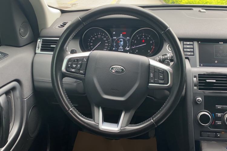 Used Land Rover Discovery Sport 2019 240 PS PURE Edition China VI Standard Steering Wheel