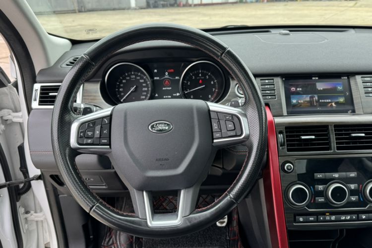 Used Land Rover Discovery Sport 2019 240 PS SE Dynamic Version China VI Standard Steering Wheel