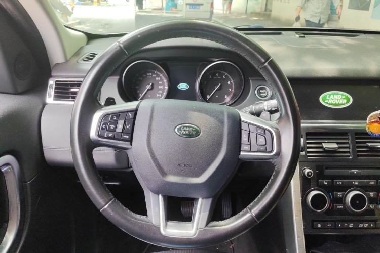 Used Land Rover Discovery Sport 2019 240 PS HSE Version China VI Standard Steering Wheel