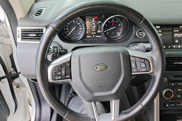 Used Land Rover Discovery Sport 2019 240 PS HSE LUXURY Edition China V Standard Steering Wheel
