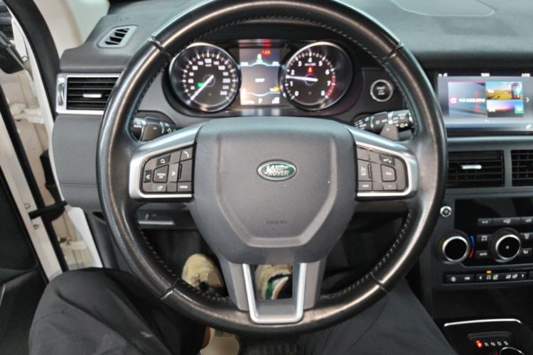Used Land Rover Discovery Sport 2019 240 PS PURE Edition China VI Standard Steering Wheel