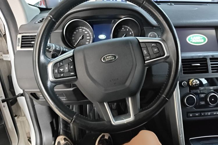 Used Land Rover Discovery Sport 2019 240 PS SE Version China VI Standard Steering Wheel