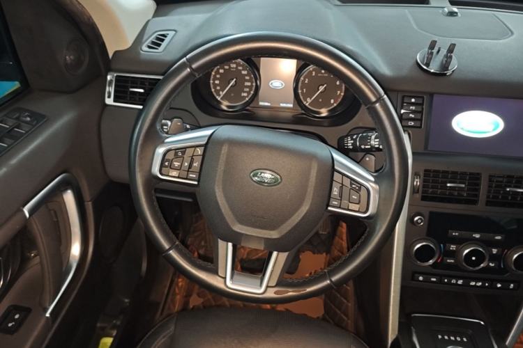 Used Land Rover Discovery Sport 2019 240 PS SE Version China VI Standard Steering Wheel