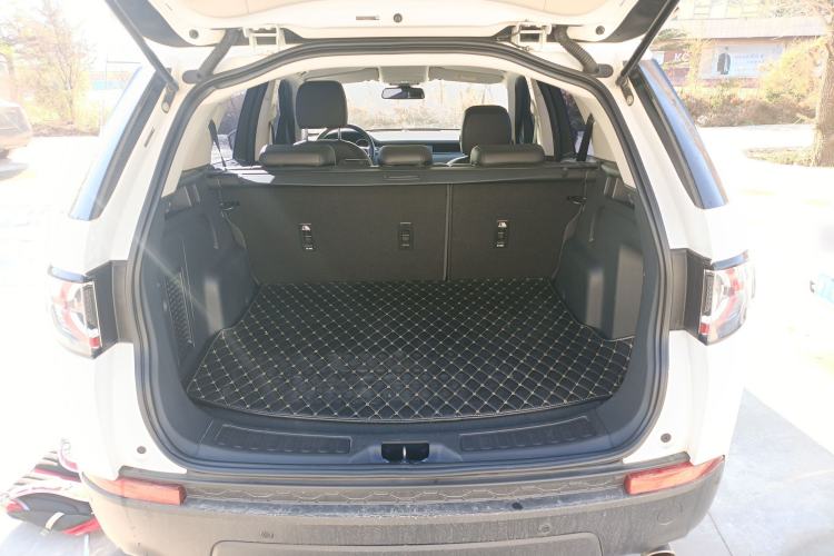 Used Land Rover Discovery Sport 2019 240 PS PURE Edition China VI Standard Trunk